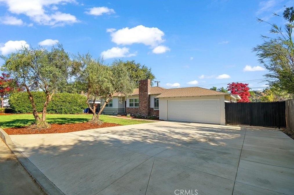 1116 Steffen St, Glendora, CA 91741