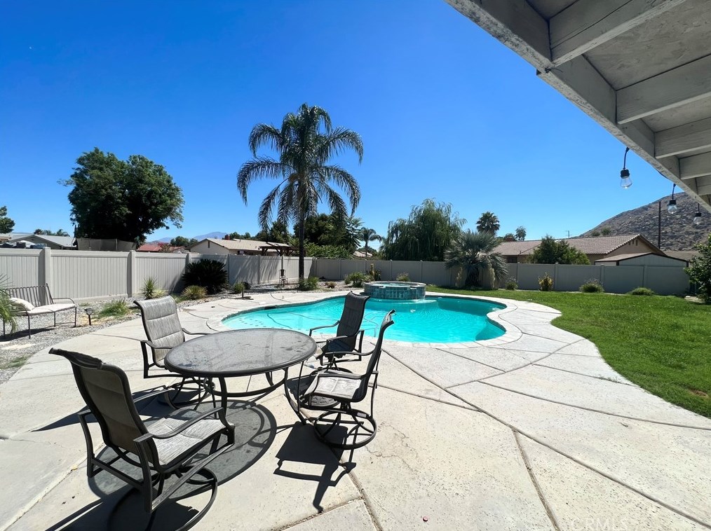 28882 Brodiaea Ave, Moreno Valley, CA 92555-6903