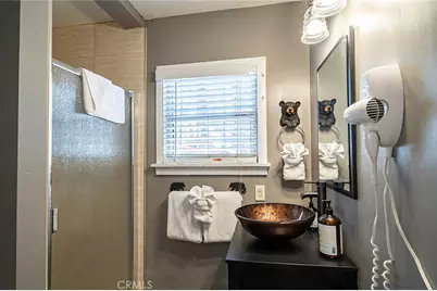 586 Main Street, Big Bear Lake, CA 92315 - Photo 32