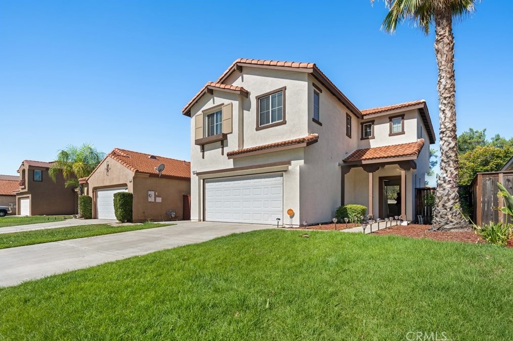 16921 Tack Ln, Moreno Valley, CA 92555-3382