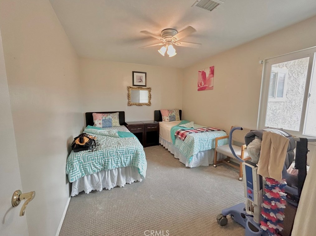 712 Belinda Ave, Barstow, CA 92311-3808