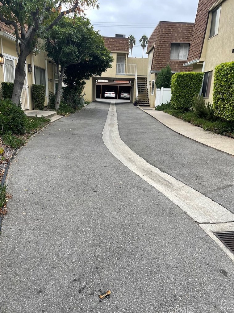 215 N Curtis Ave #5, Alhambra, CA 91801