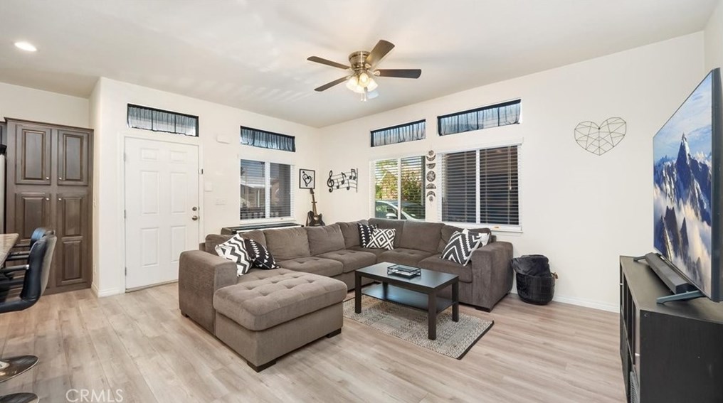 2139 E 4th St #90, Ontario, CA 91764