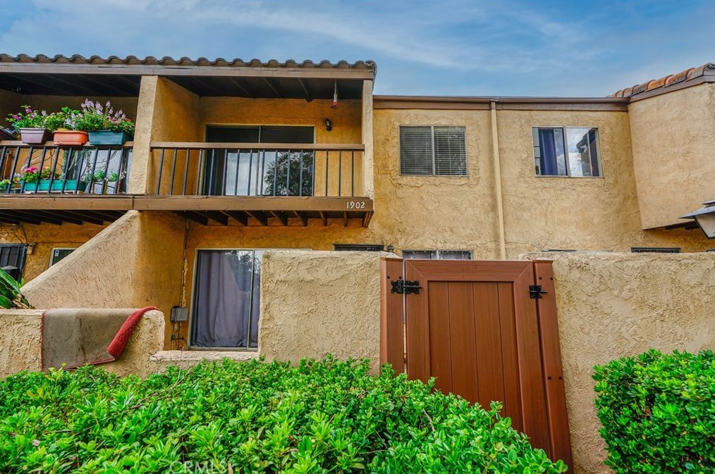 1902 Hawaii St, West Covina, CA 91792