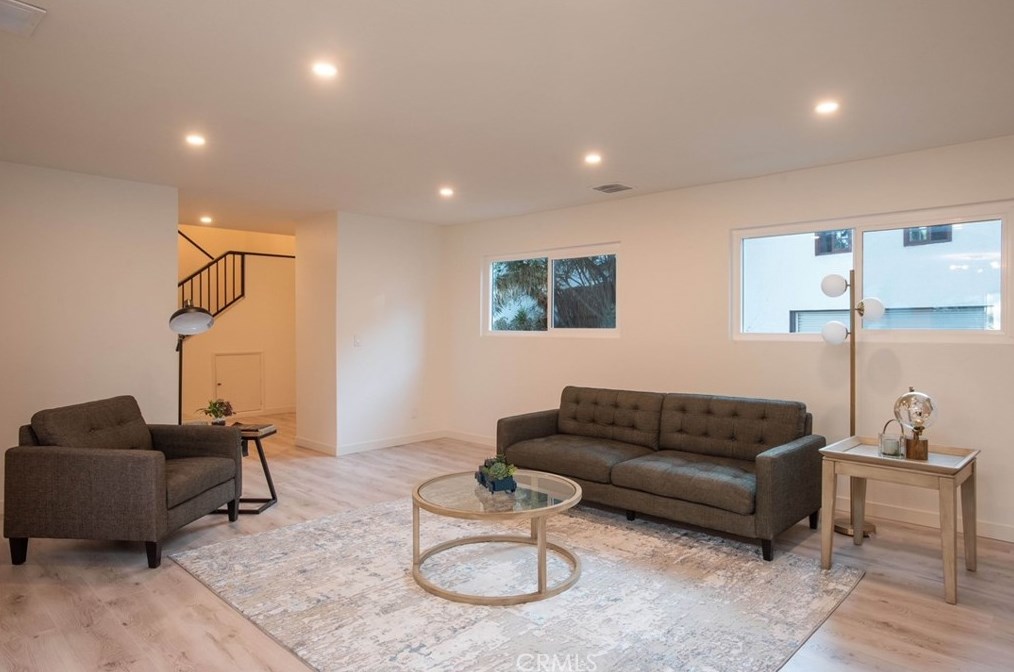 4858 Seldner Ave, Los Angeles CA  90032-4128 exterior