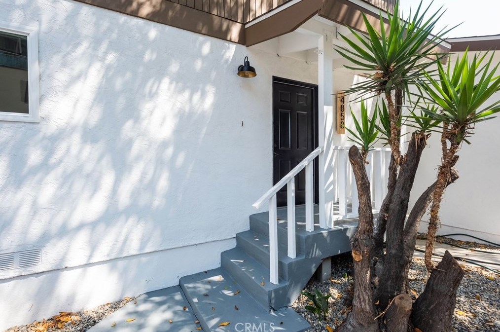 4858 Seldner Ave, Los Angeles CA  90032-4128 exterior