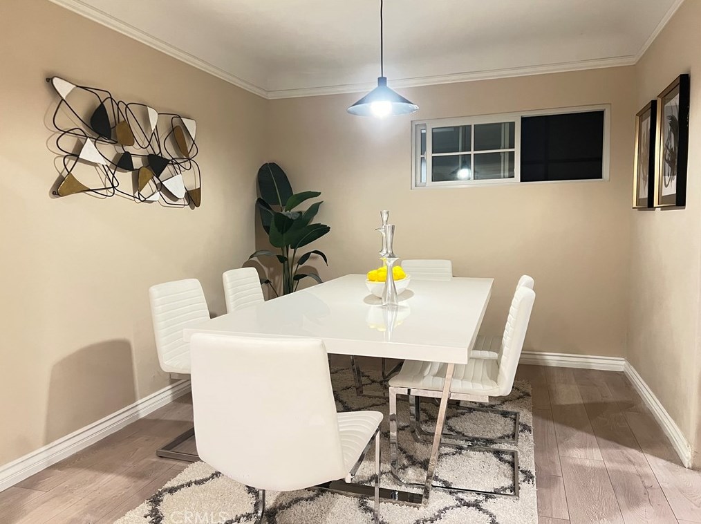 329 Stanton St, Pasadena CA  91103-1458 exterior