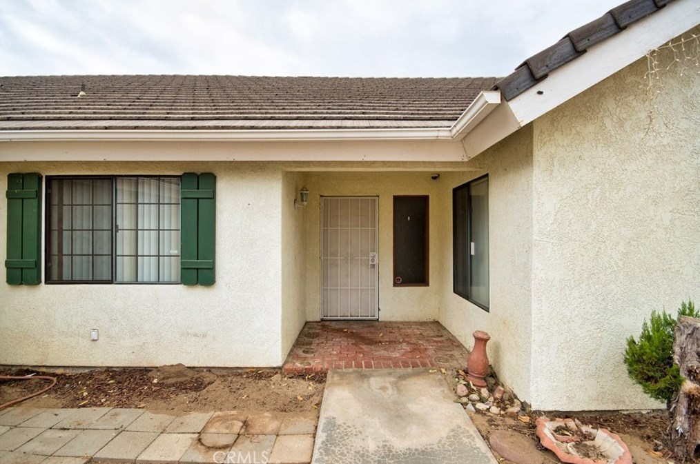 27191 Girard St, Hemet, CA 92544-8151