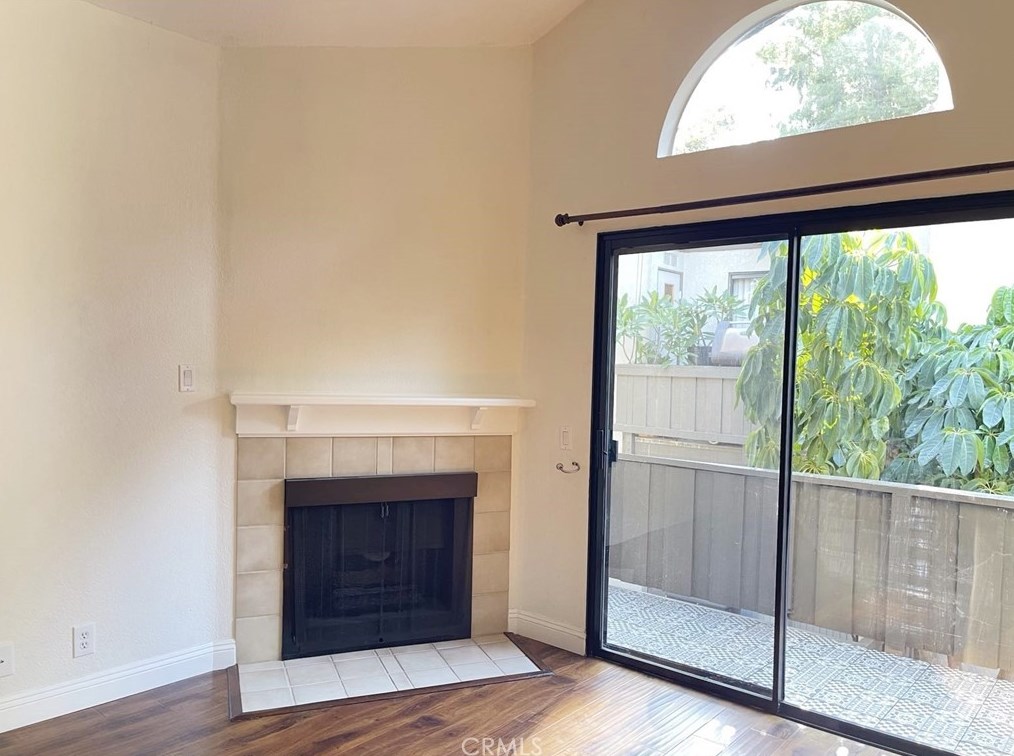 22725 Lakeway Dr #396, Pomona, CA 91765