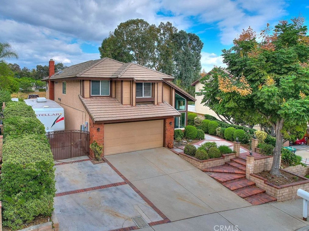 3098 Oakcrest Dr, Chino Hills, CA 91709