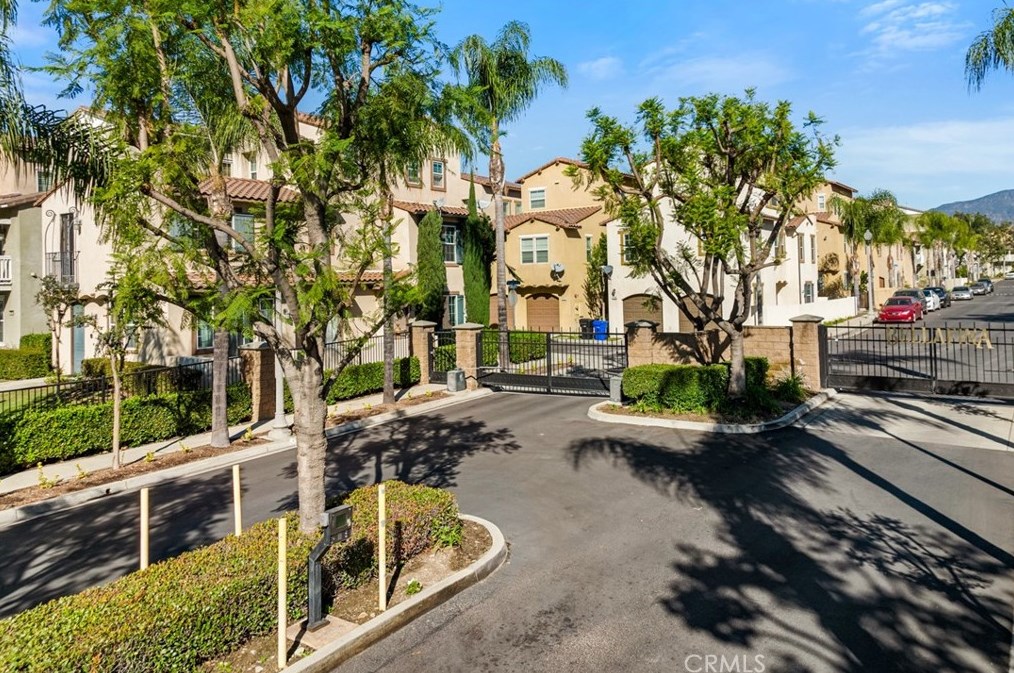 4237 Via Riviera, Montclair, CA 91763-4759