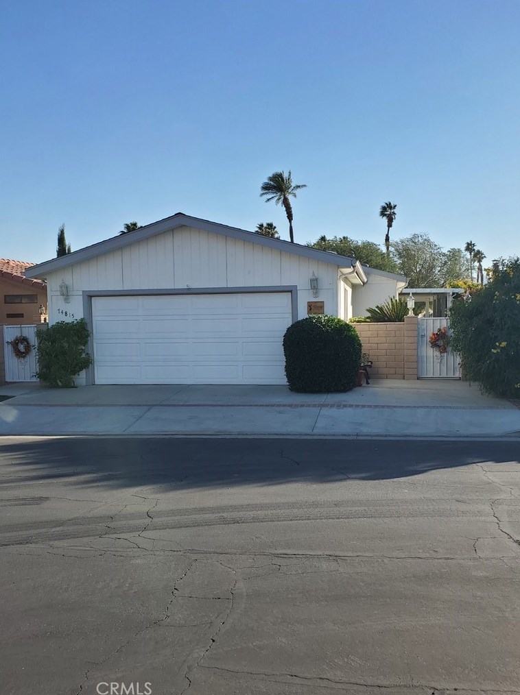 74815 Stage Line Dr, Thousand Palms, CA 92276-4159