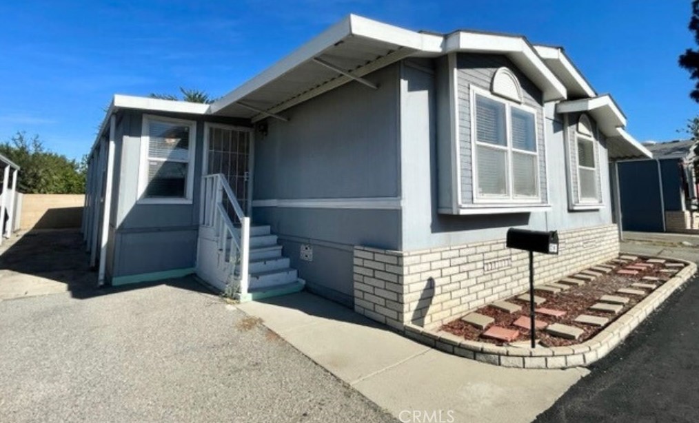 1166 S Riverside Ave #83, Rialto, CA 92376
