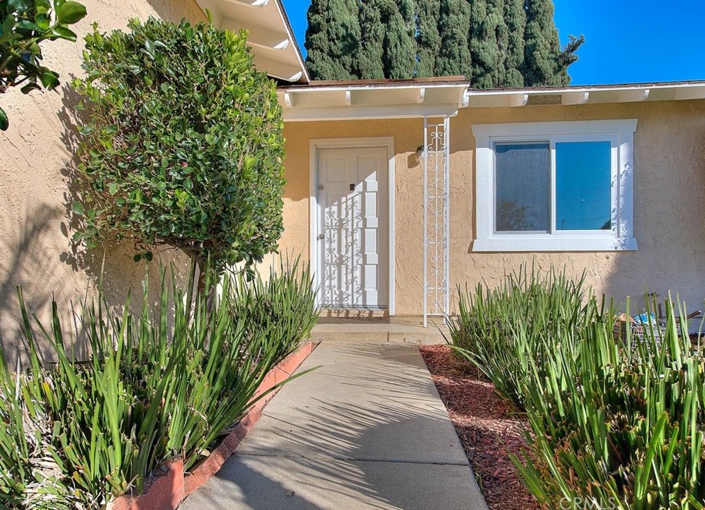 11887 Vista Ave, Chino, CA 91710
