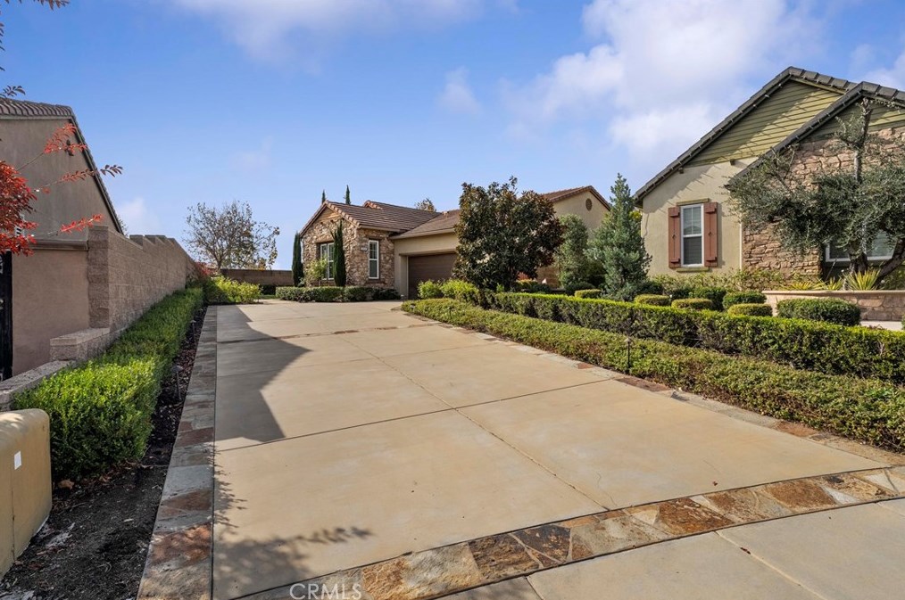 20010 Livorno Ln, Yorba Linda, CA 92886-8609