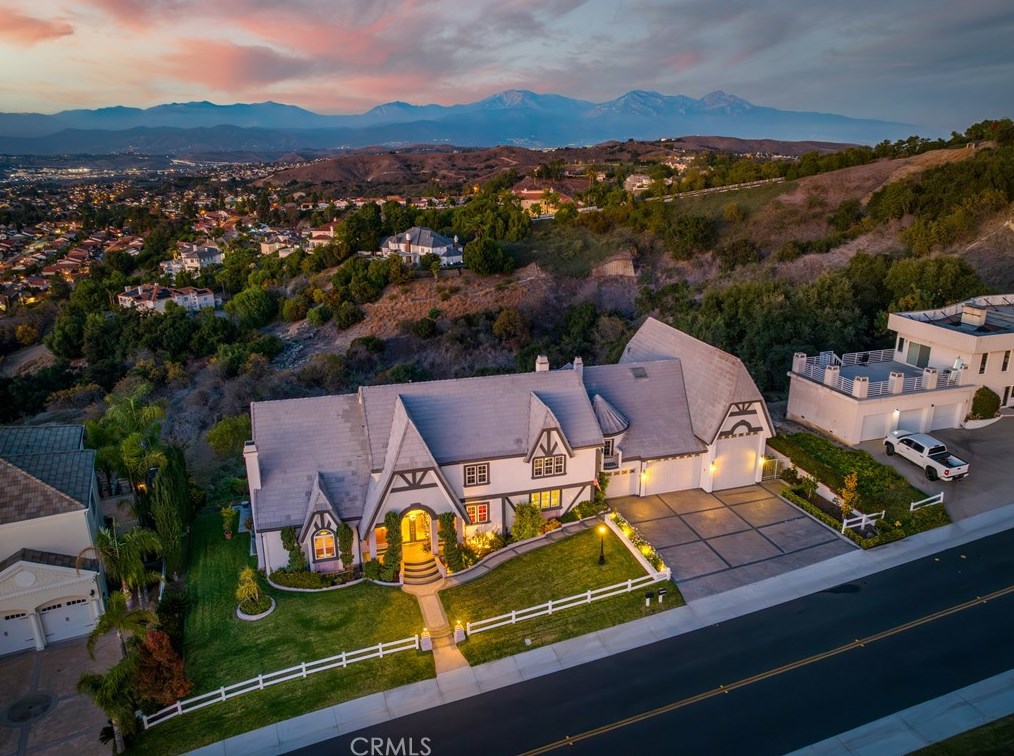 23807 Ridge Line Rd, Pomona, CA 91765-3372