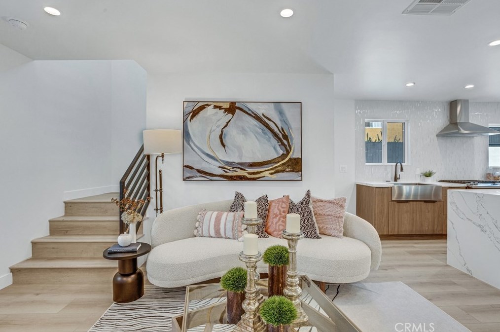 5027 Chester St, Los Angeles CA  90032-2834 exterior