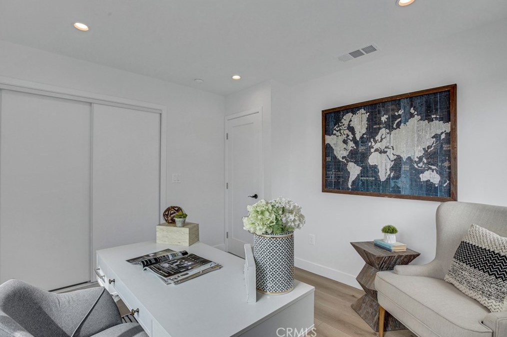 5027 Chester St, Los Angeles CA  90032-2834 exterior
