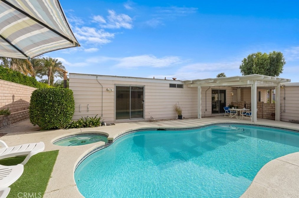 74084 Angels Camp Rd, Palm Desert, CA 92260