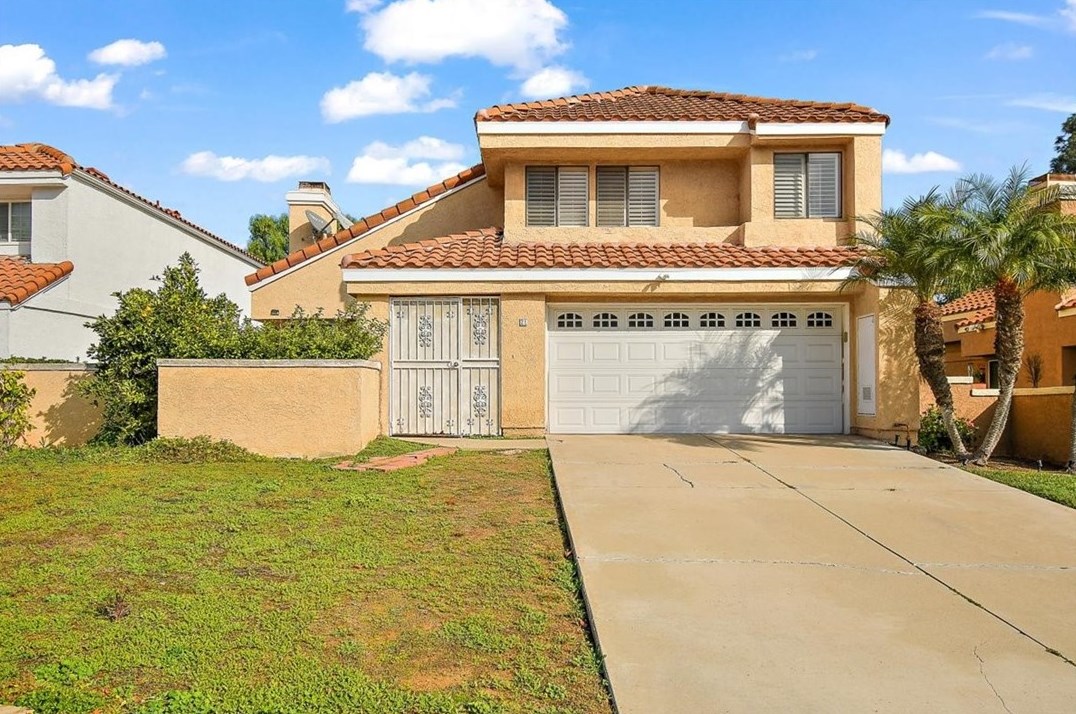 21 Rolling Ridge Dr, Pomona, CA 91766-4799