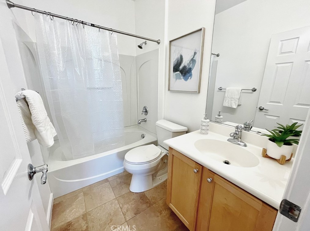 815 Tubman Dr, Oakland CA  94603-3060 exterior