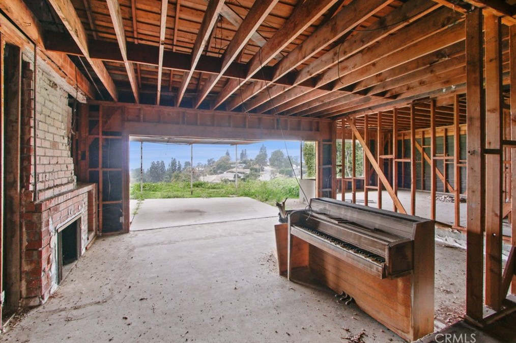 15980 Carmenia Dr, Whittier CA  90603-1212 exterior
