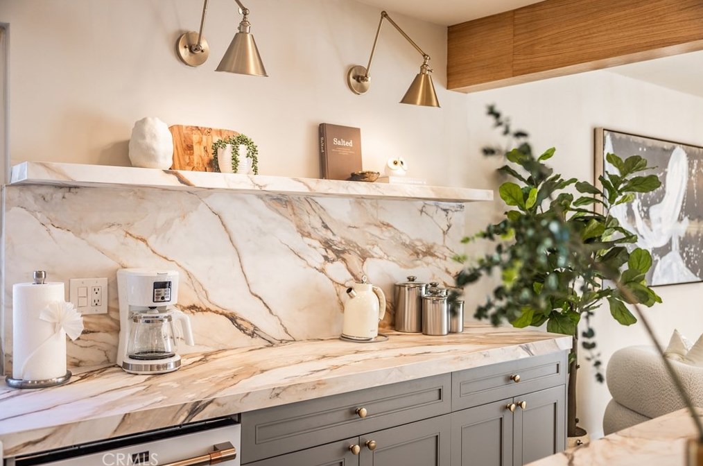 2021 Calle Candela, Fullerton CA  92833-1540 exterior