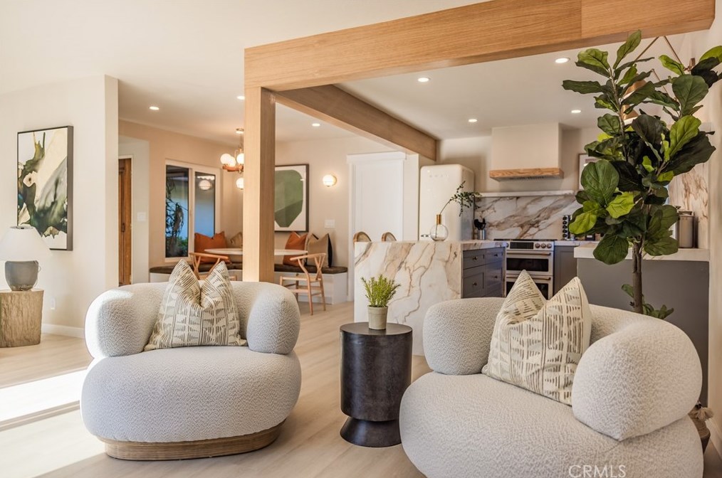 2021 Calle Candela, Fullerton CA  92833-1540 exterior