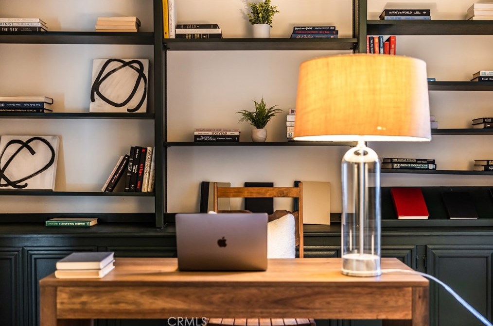 2021 Calle Candela, Fullerton CA  92833-1540 exterior