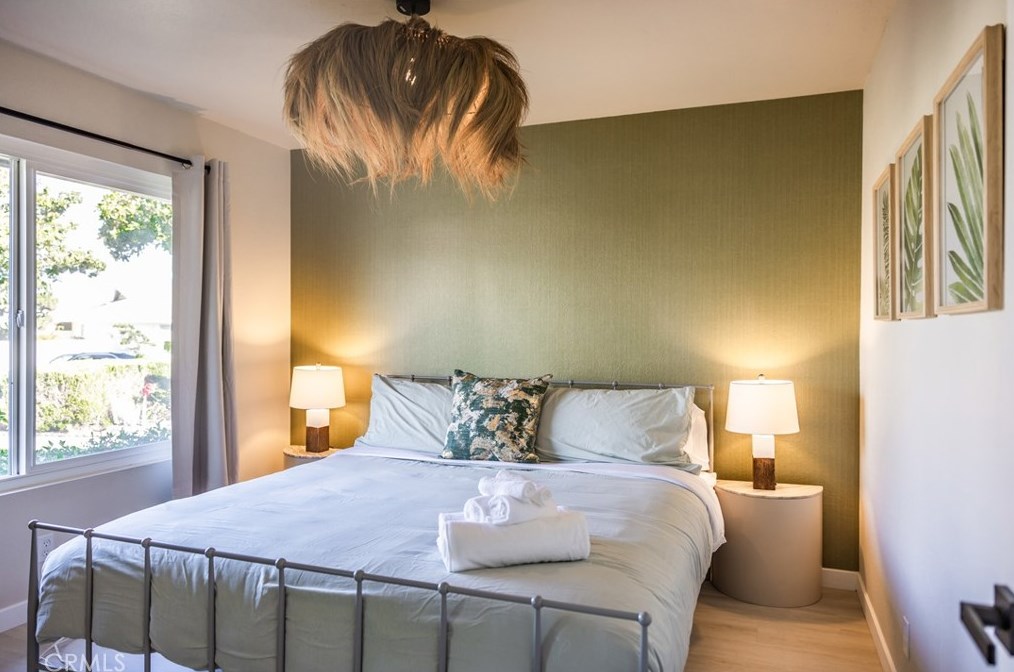 2021 Calle Candela, Fullerton CA  92833-1540 exterior