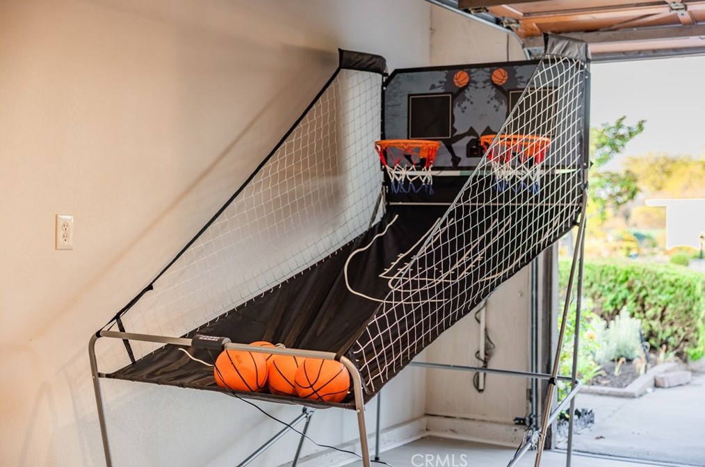 2021 Calle Candela, Fullerton CA  92833-1540 exterior