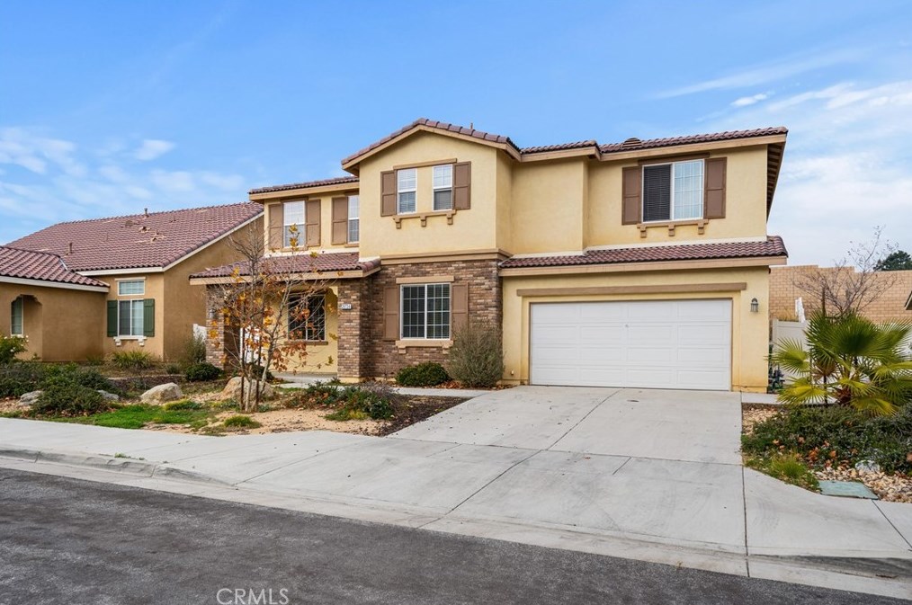26734 Green Mountian Dr, Moreno Valley, CA 92555
