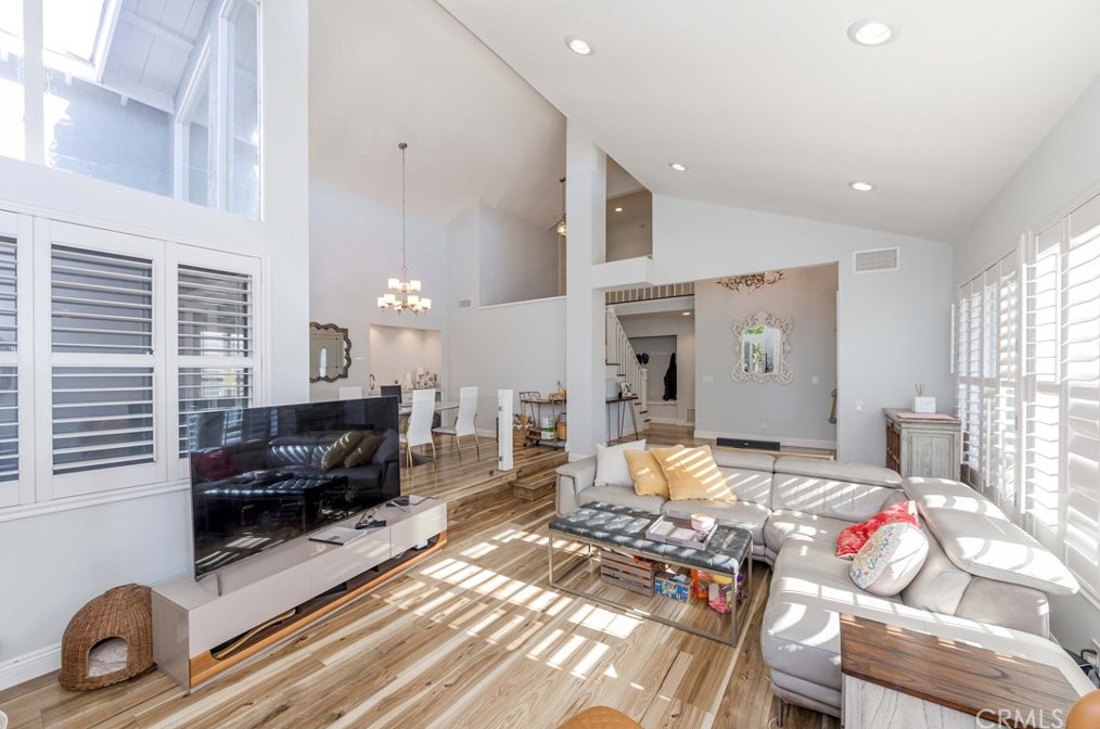 1727 Mountain View Pl, Fullerton CA  92831-1227 exterior