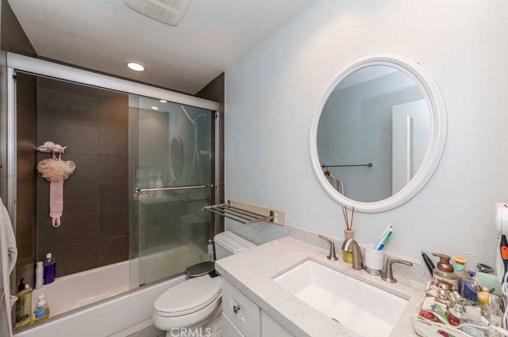 1727 Mountain View Pl, Fullerton CA  92831-1227 exterior