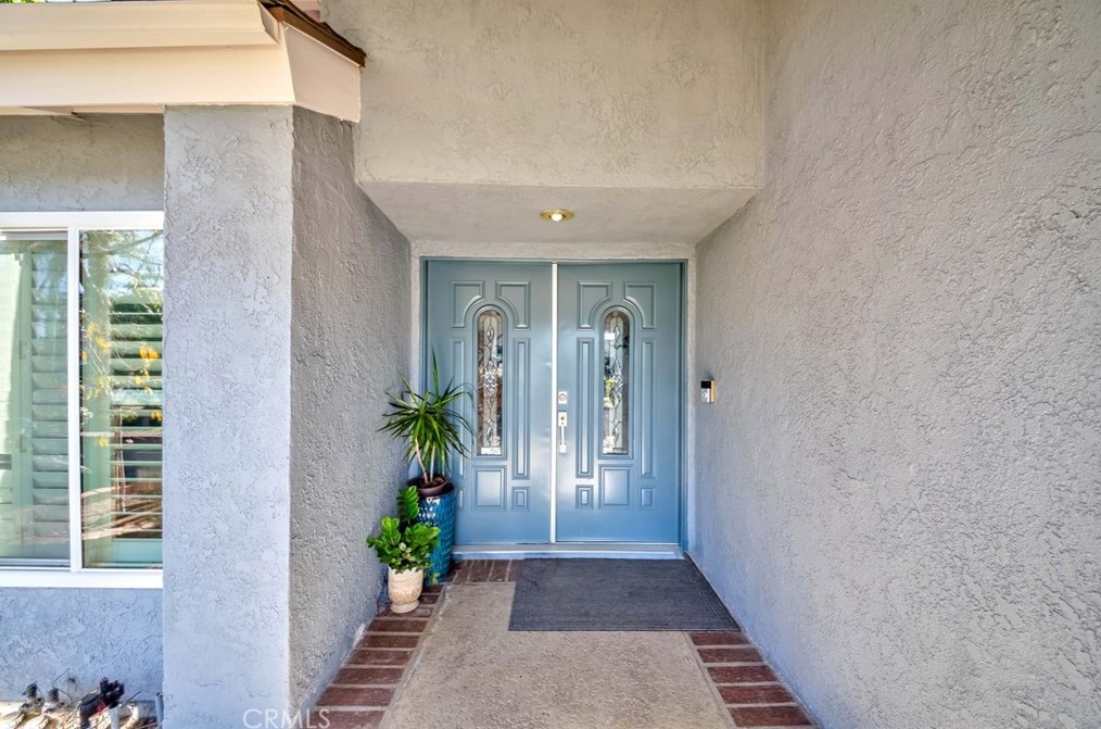 1727 Mountain View Pl, Fullerton CA  92831-1227 exterior