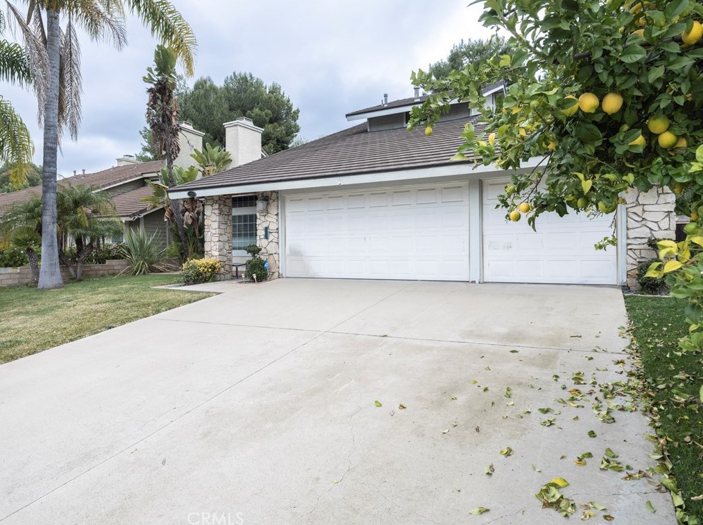 26 Gunsmoke Ave, Pomona, CA 91766-4845