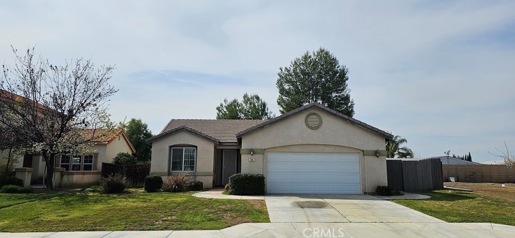 294 Quiet Ct, San Jacinto, CA 92582