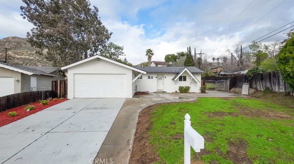 413 Alta Mesa Dr, Riverside CA  92507-3109 exterior