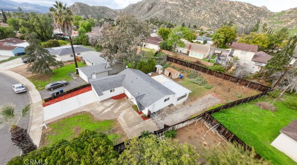 413 Alta Mesa Dr, Riverside CA  92507-3109 exterior