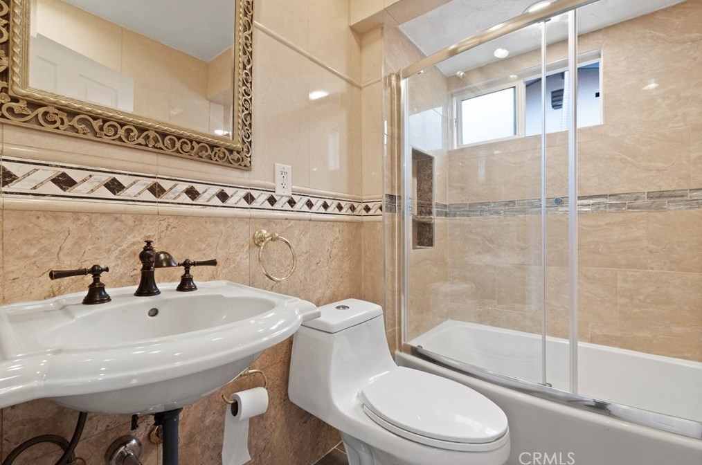 716 Galatea St, Glendora CA 91740-4954 exterior