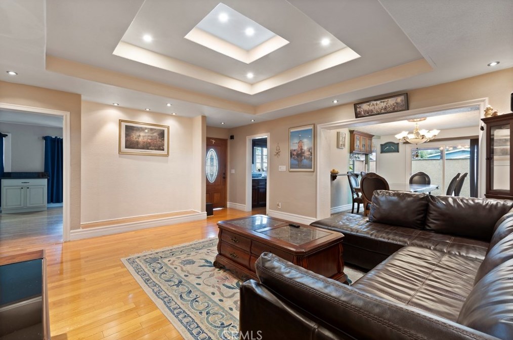 716 Galatea St, Glendora CA 91740-4954 exterior