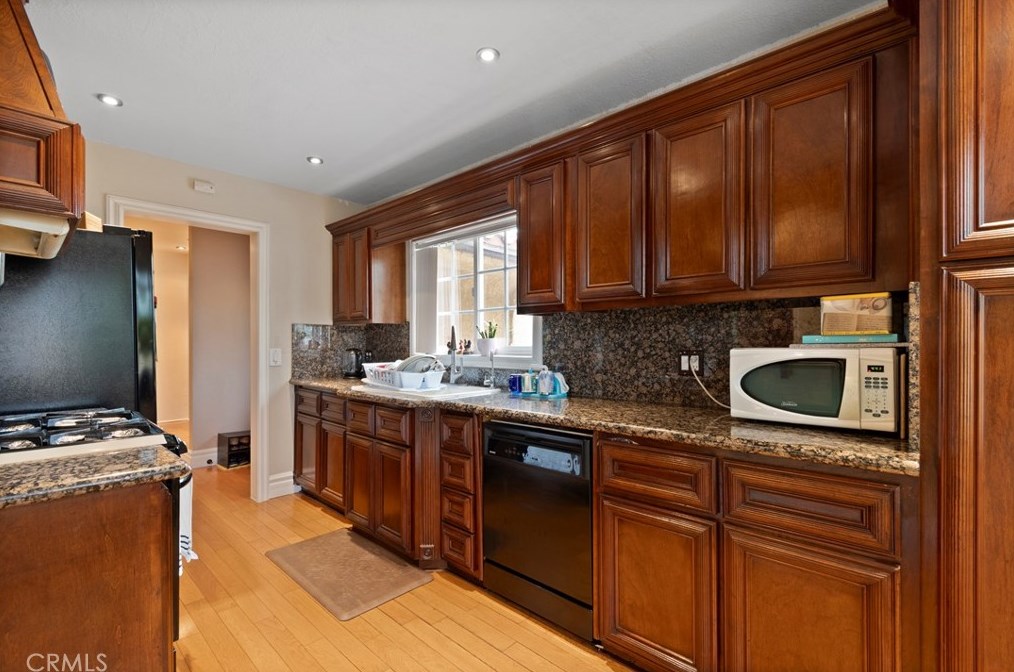 716 Galatea St, Glendora CA 91740-4954 exterior