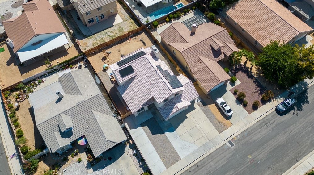 8953 Glenwood Ave, Hesperia CA  92344-8275 exterior