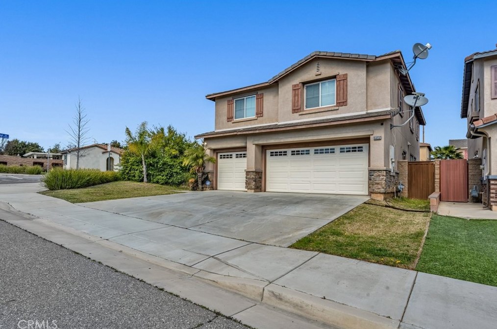 53232 Bonica St, Lake Elsinore CA  92532-1628 exterior