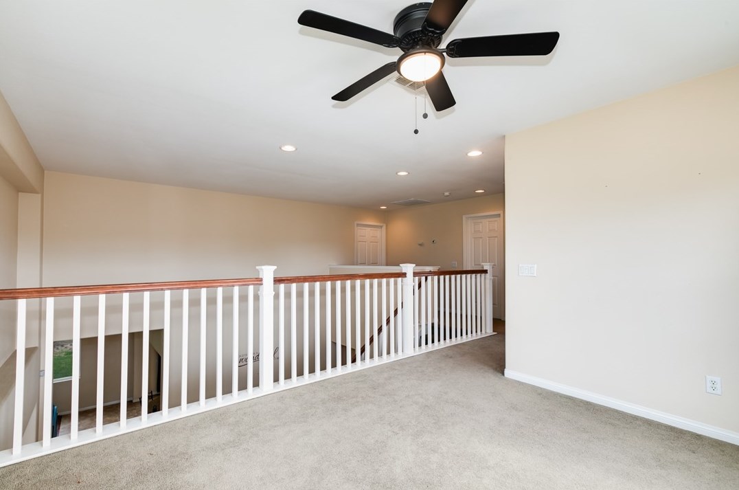 1550 Phoenix Dr, Beaumont CA  92223-7813 exterior