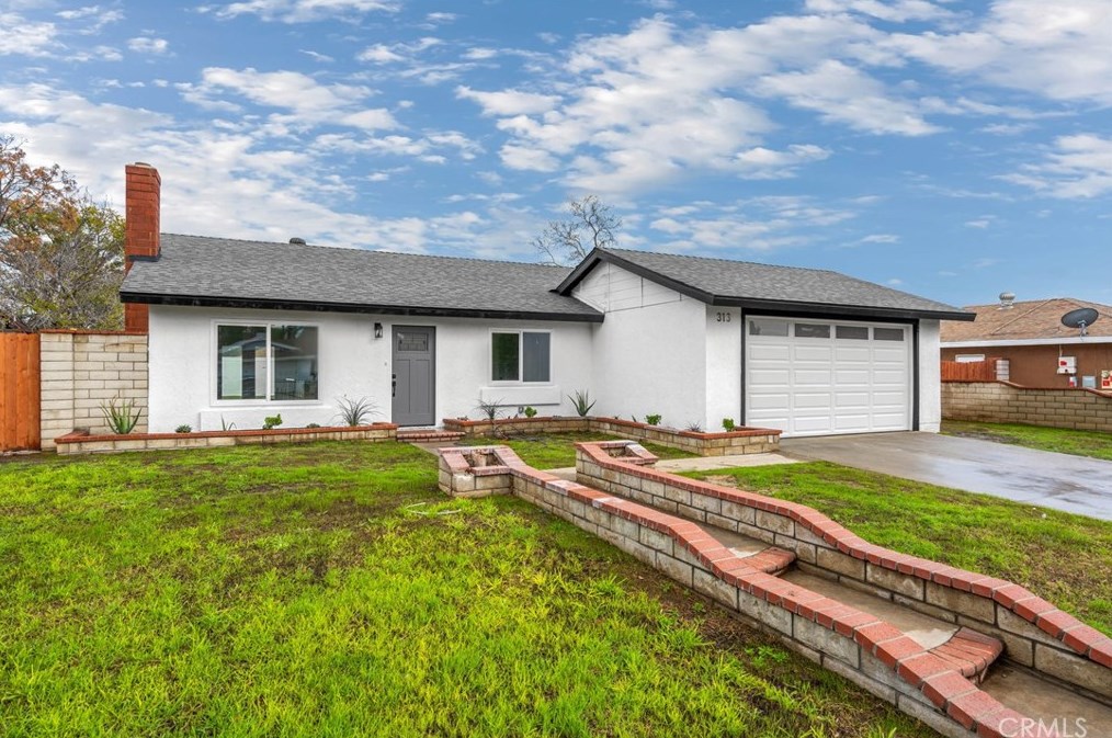 313 N Brampton Ave, Rialto, CA 92376