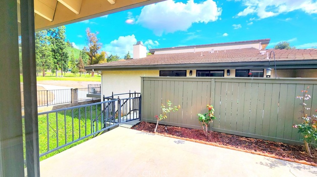 2327 Curtis Ct, Glendora CA  91741-4003 exterior