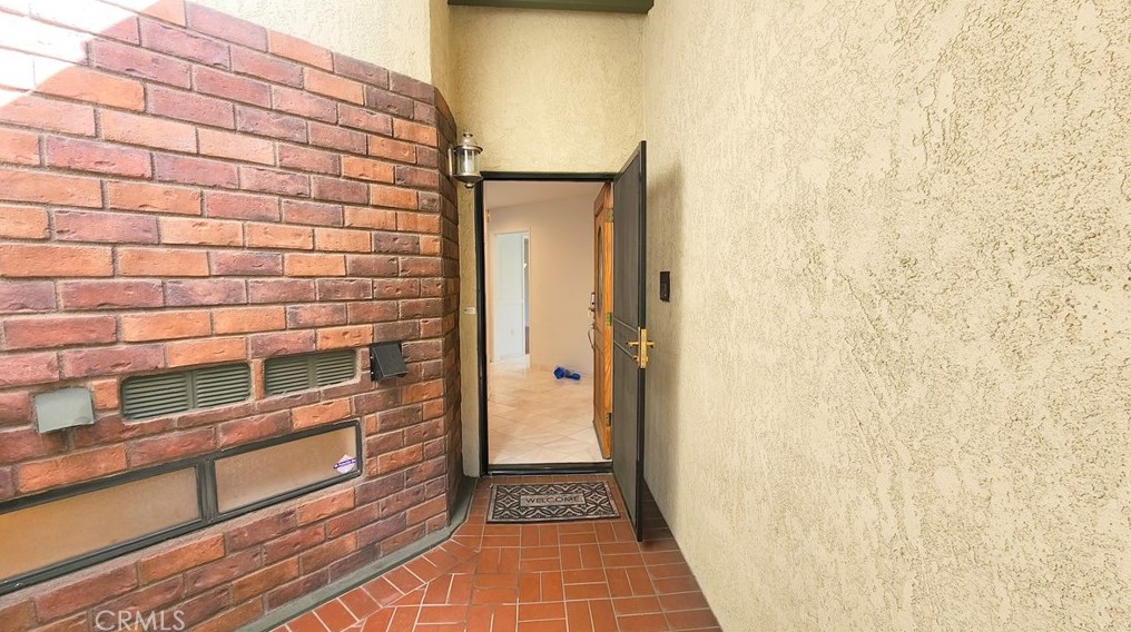 2327 Curtis Ct, Glendora CA  91741-4003 exterior