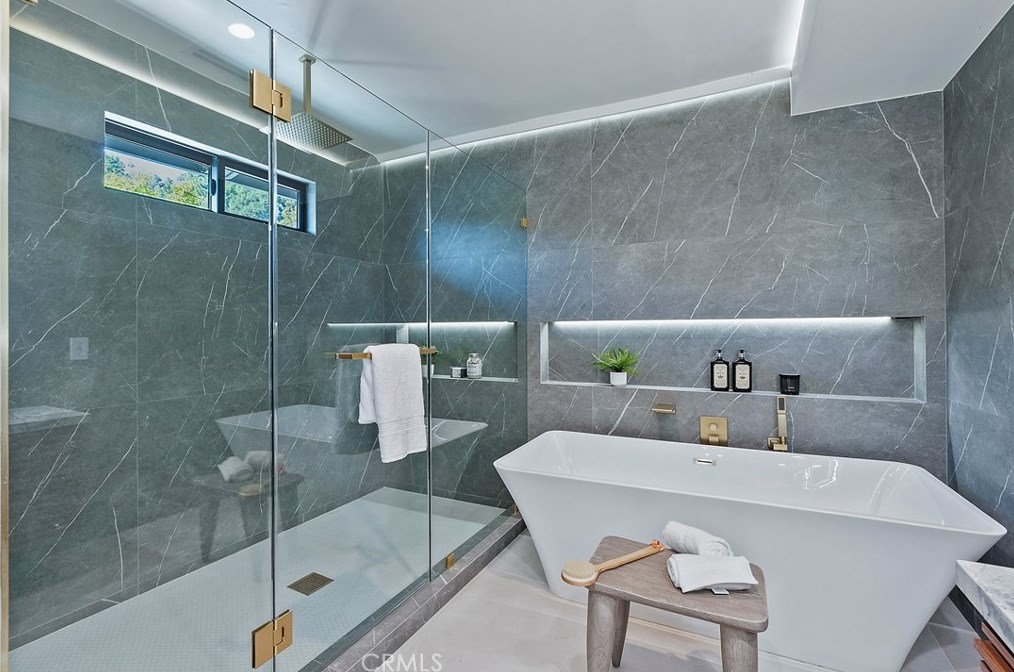 411 26th St, Santa Monica CA  90402-3105 exterior