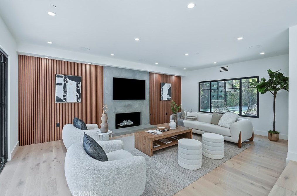 411 26th St, Santa Monica CA  90402-3105 exterior